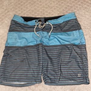 Billabong Board Shorts Size M